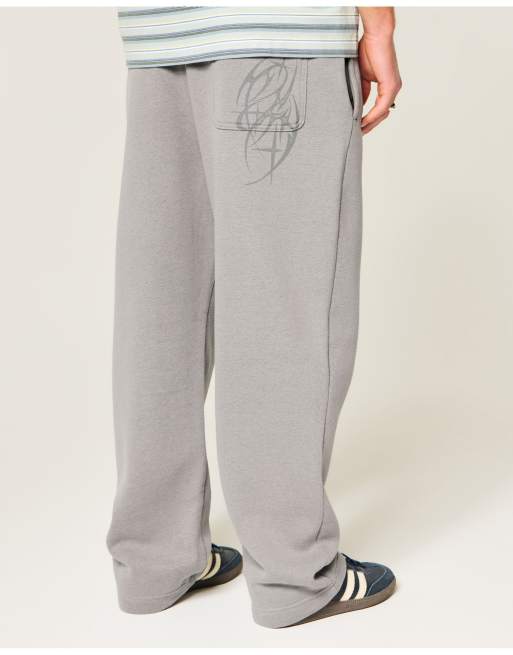 Hollister Tall back pocket graphic baggy sweatpants in charcoal, 3 of 4