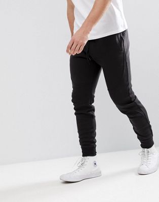 hollister tapered jeans