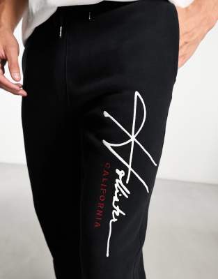 Hollister iconic logo straight leg pants, Men's Fashion, Bottoms, Joggers  on Carousell