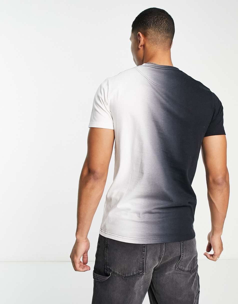 Hollister tech logo vertical ombre t-shirt in white/black 0