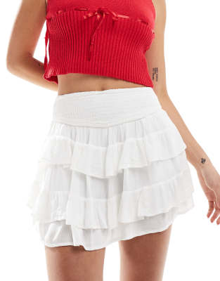 Hollister tiered femme mini skirt in white | ASOS