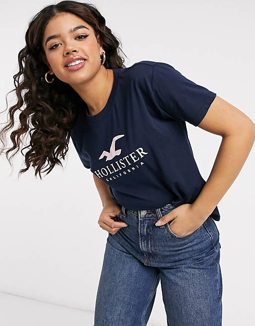 Hollister - Timeless - Kortærmet sweatshirt med logo i marineblå
