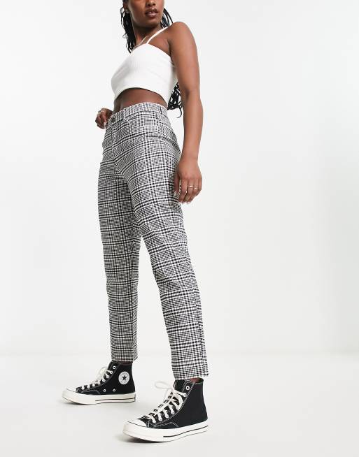 Hollister - Toelopende broek met ultra hoge taille in zwarte plaid