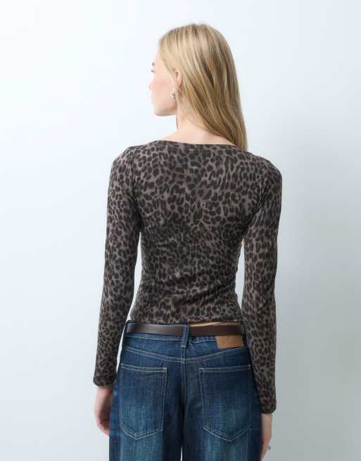 Hollister top a maniche lunghe con scollo a V a stampa leopardata marrone, 3 di 4