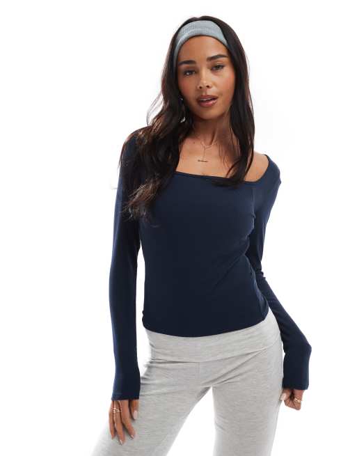 Hollister - Top a maniche lunghe con scollo squadrato blu navy