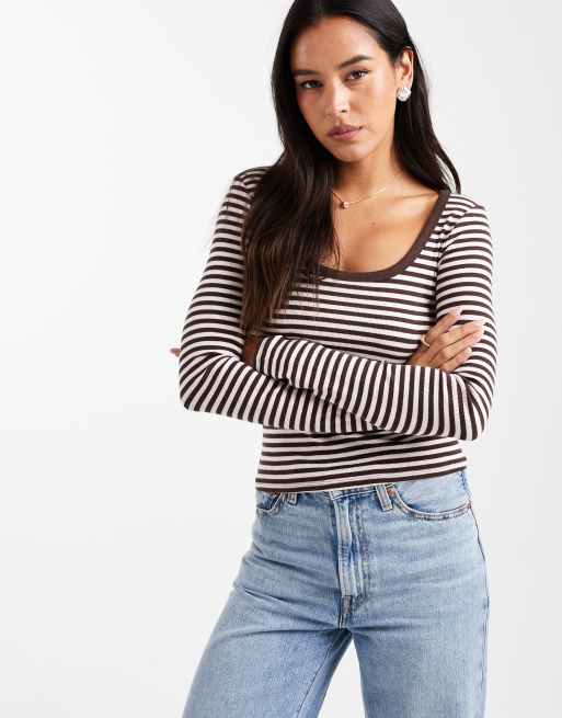 Hollister - Top a maniche lunghe marrone a righe con scollo squadrato