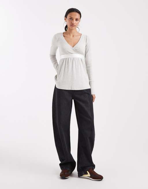 Hollister - Top a maniche lunghe stile babydoll grigio con scollo a V, 2 di 4