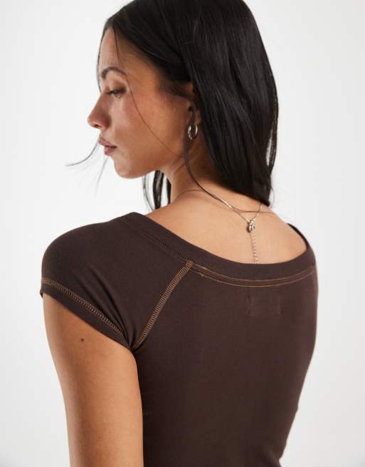 Hollister - top con cuello ancho marrón, 3 de 4
