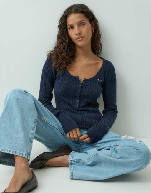 Hollister top Henley en maille ajusté à logo icon en bleu marine, 5 de 5