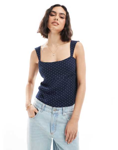 Hollister - Top in misto lino blu navy a pois senza maniche allacciato sulla schiena - view 1