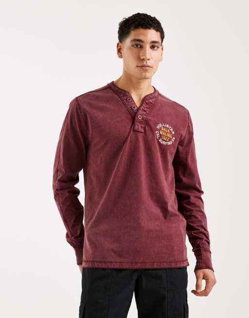 Hollister - Top serafino a maniche lunghe rosso scuro con grafica sul davanti