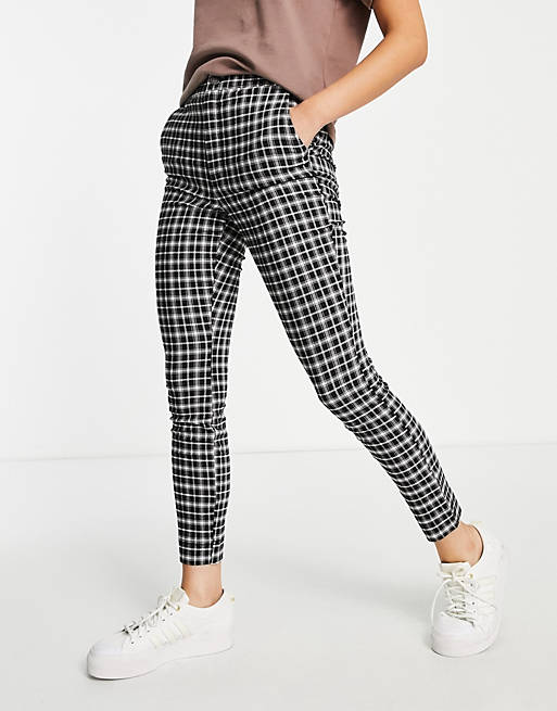Hollister trousers in black plaid