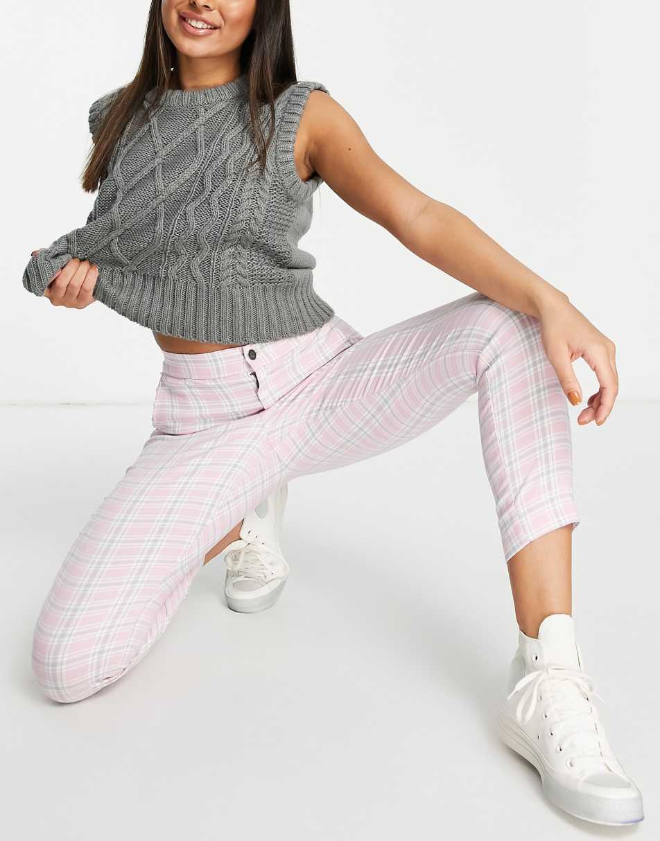 Hollister trousers in pink plaid 2