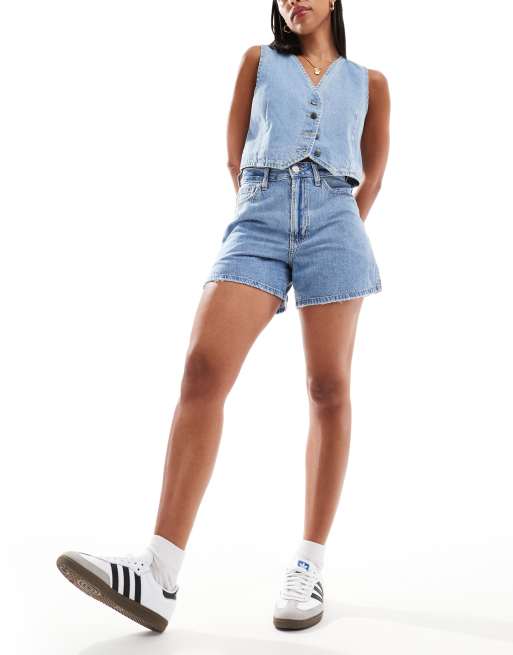 Hollister ultra high rise 90s fit denim short in mid blue, 3 of 5