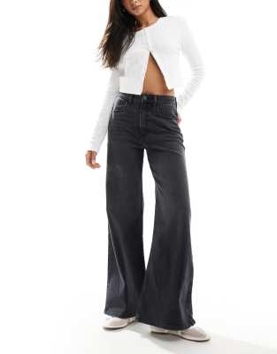 Hollister ultra high rise wide leg jean in washed black