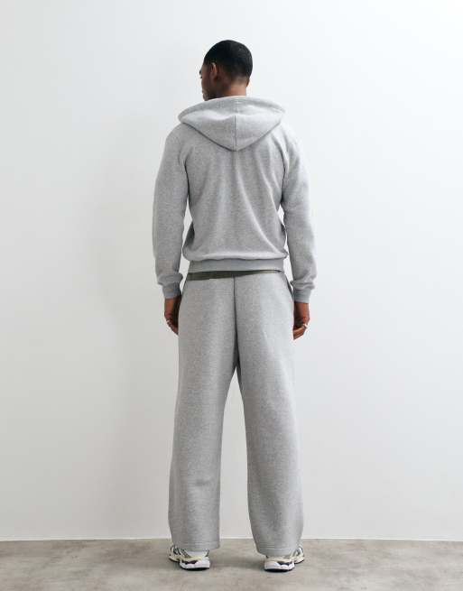 Hollister uncuffed baggy low rider trackies in light grey, 3 of 5