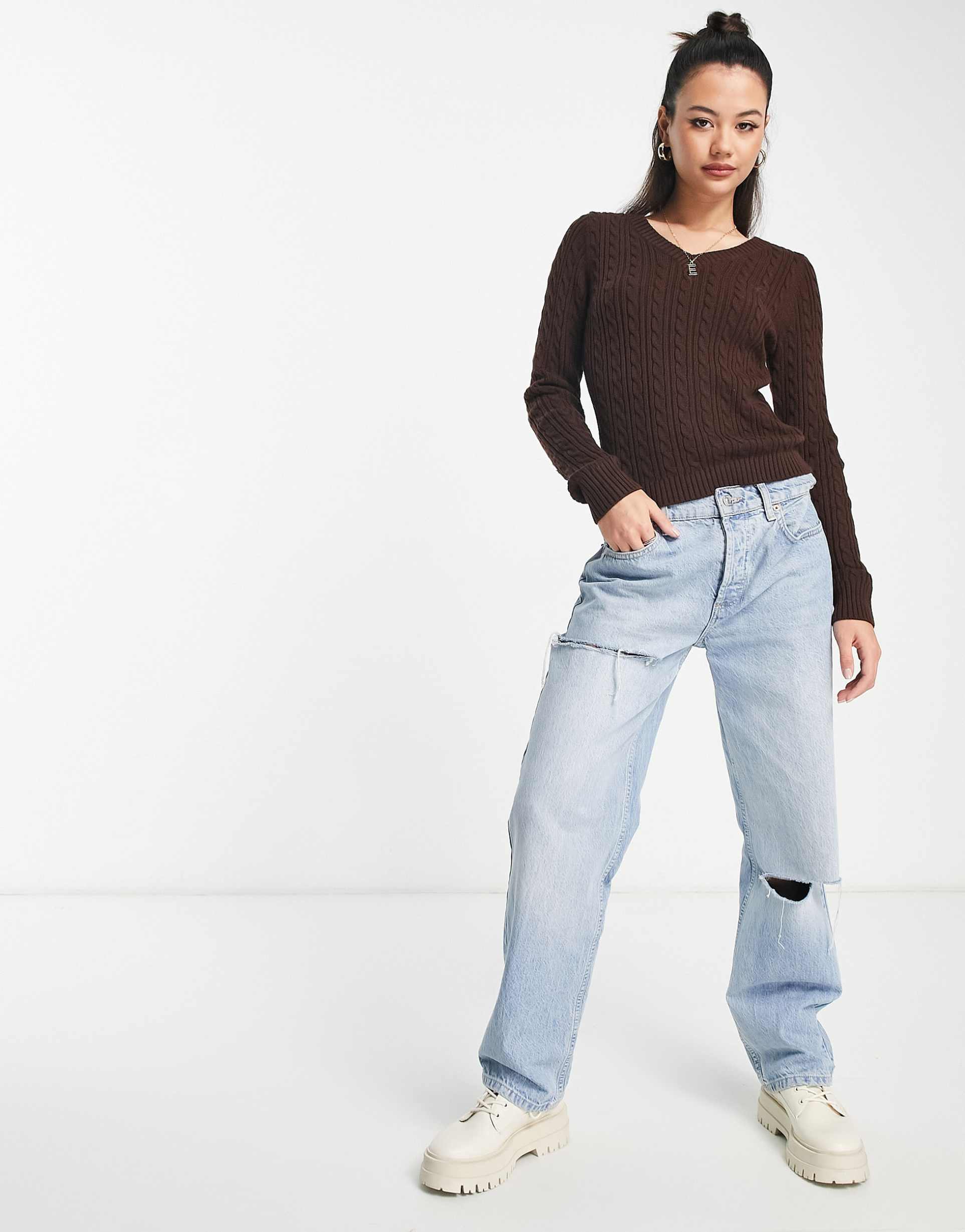 Hollister v neck cable knit jumper in brown view 4