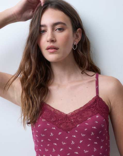 Hollister v neck lace trim cami in berry ditsy print - view 1