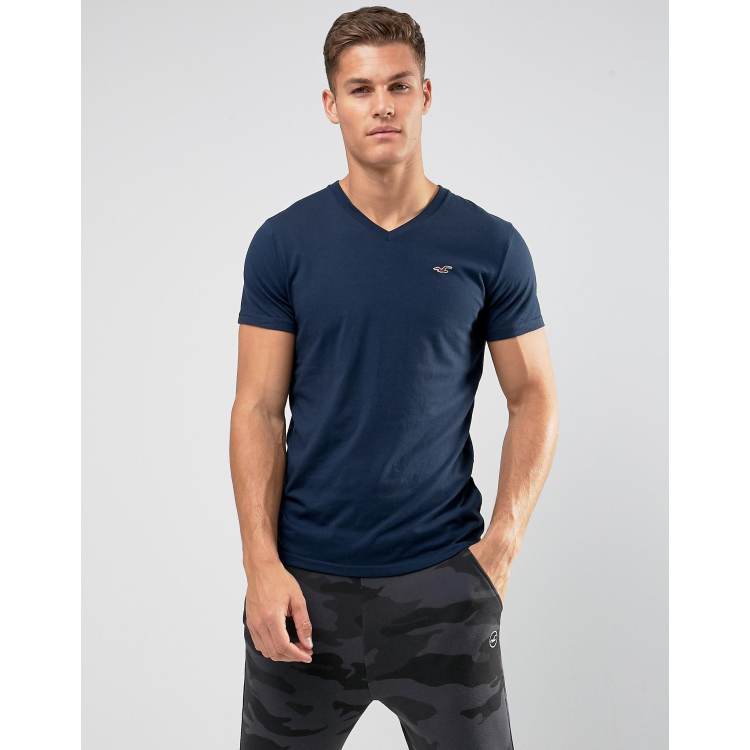 Hollister V Neck T Shirt Slim Fit Icon Logo in Navy