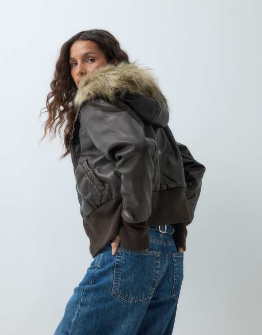 Hollister veste courte matelassée Y2K marron, 5 de 5