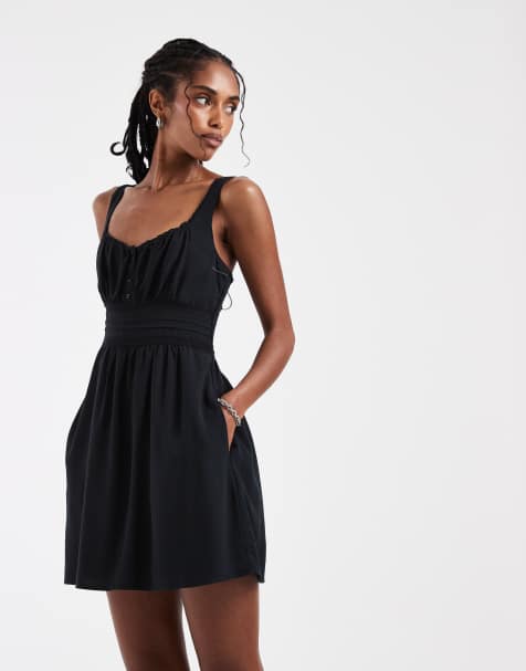 Hollister - Vestito corto svasato nero con scollo rotondo - view 1