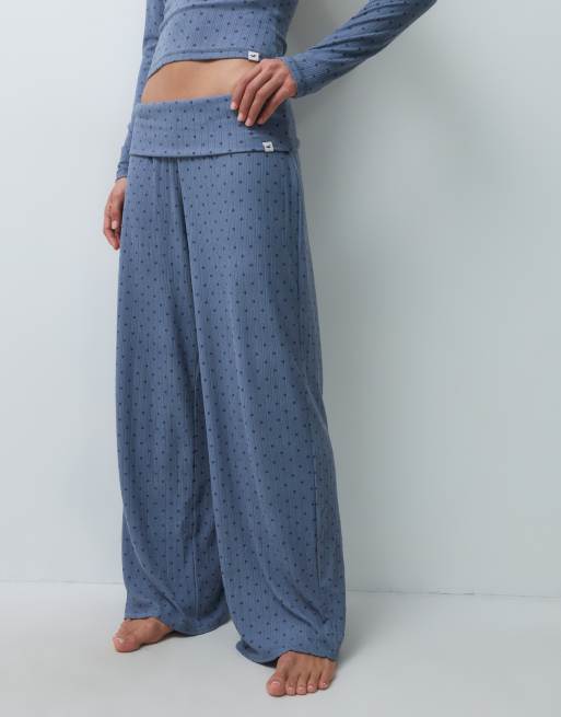 Hollister vida pyjamasbyxor i pointelle, set, marinblommigt, 3 av 4