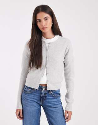 Hollister - Weiche, eng anliegende Strickjacke in Grau