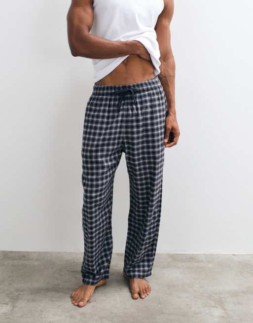 Hollister weite Flanell-Pyjamahose mit verwaschenem schwarzen Karomuster, 1 von 4