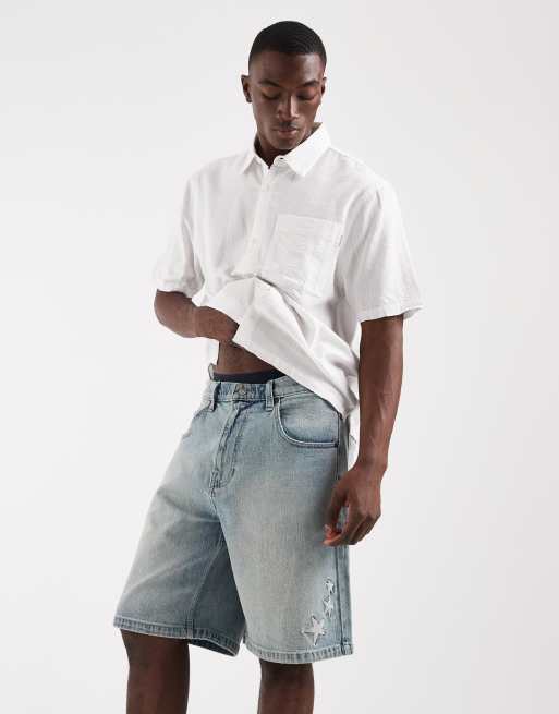 Hollister – Weite Jeansshorts in hellblauer Waschung mit Sternstickerei, 2 von 5