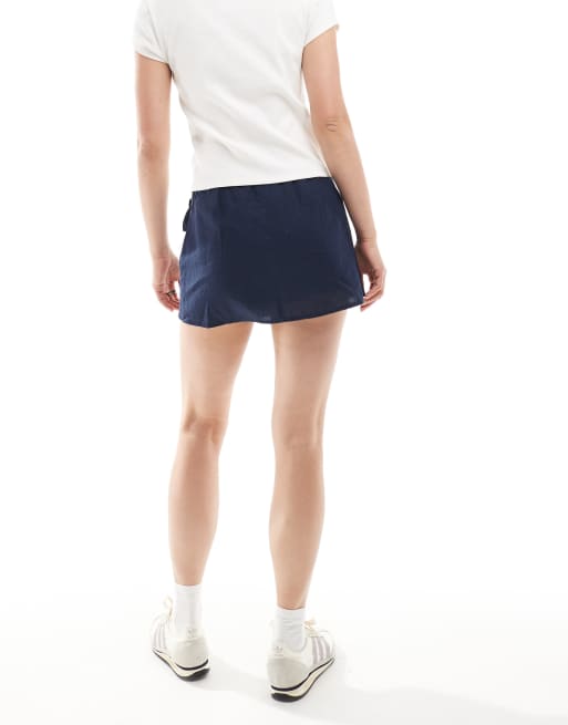Hollister – Wickel-Skort aus Leinen in Marineblau, 4 von 5