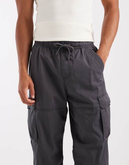 Hollister y2k baggy cargo pants in dark grey, 4 of 5