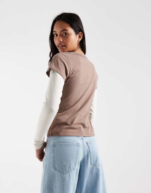 Hollister y2k double layer long sleeve t-shirt in white and brown, 4 of 4