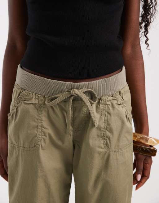 Hollister y2k low rise utility pull on pants in khaki, 3 of 5