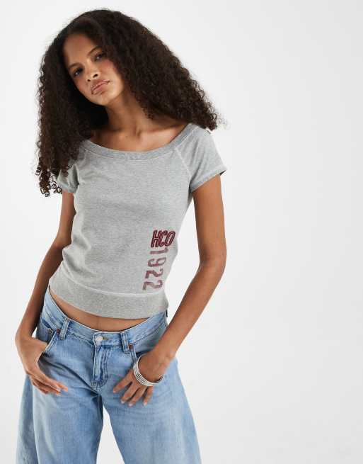Hollister Y2K short sleeve raglan T-shirt in light gray