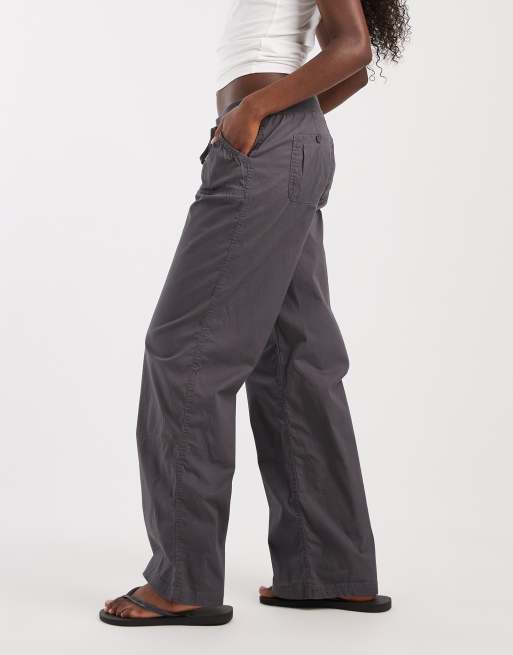 Hollister – Y2k – Utility-Schlupfhose in Anthrazit mit niedrigem Bund, 2 von 5