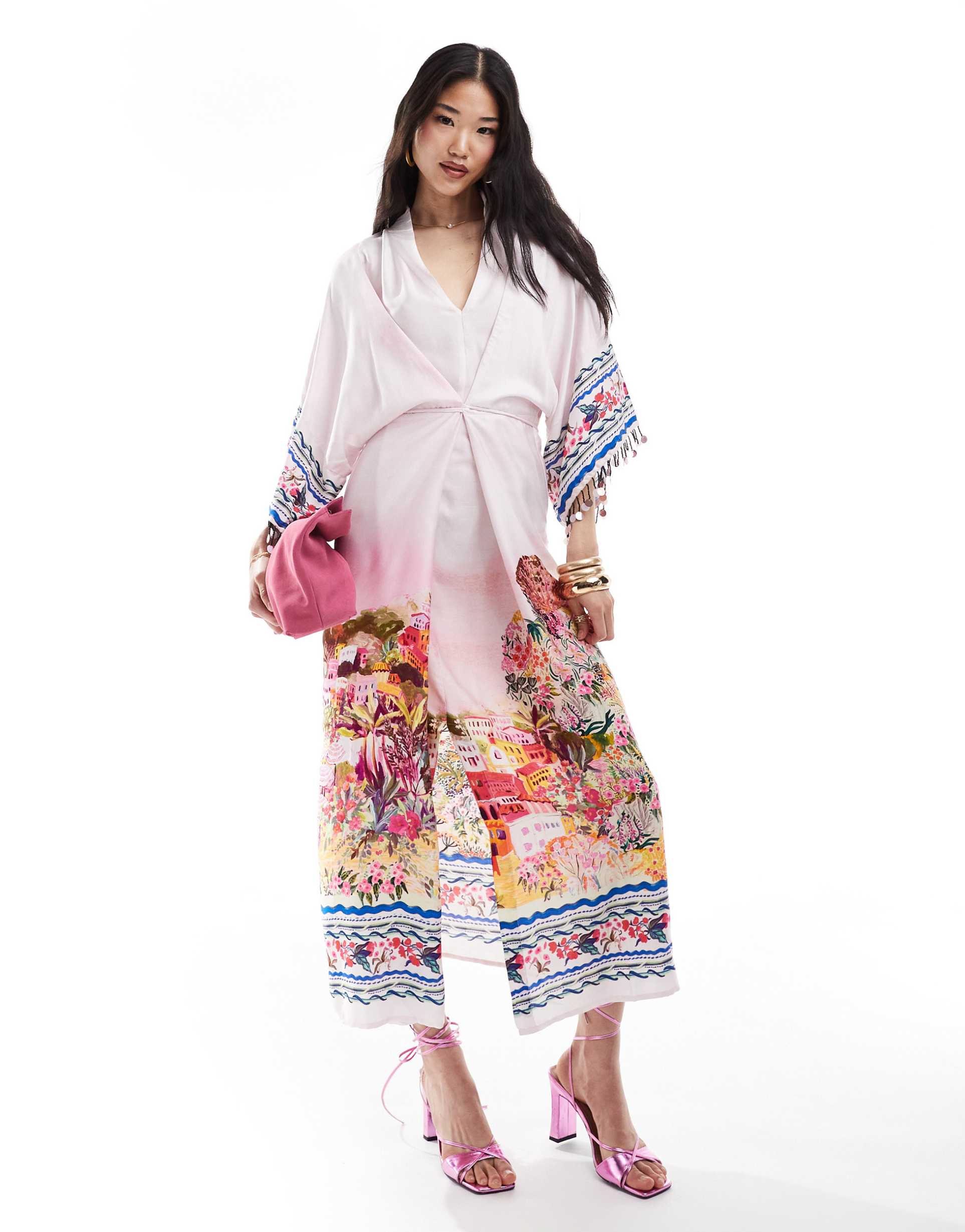 hope & ivy belted caftan maxi dress in scenic print