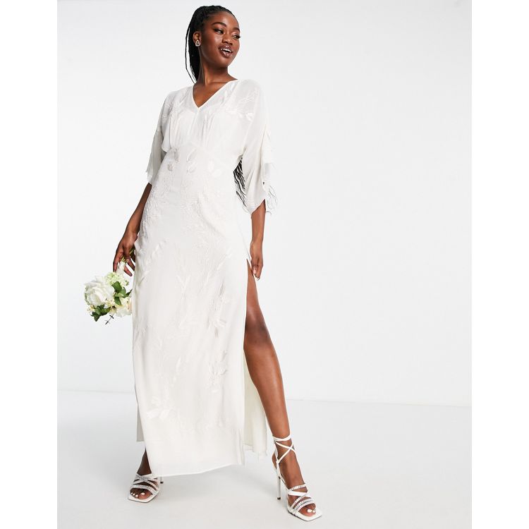 Hope & Ivy Maternity Bridal tie back embroidered maxi dress in