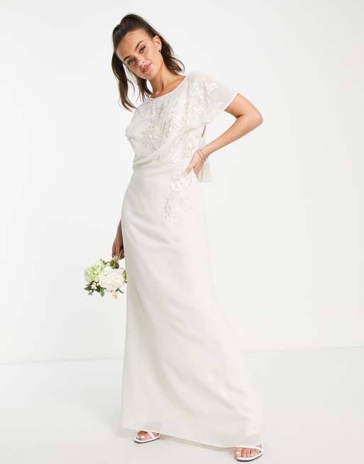 Hope & Ivy Maternity Bridal tie back embroidered maxi dress in