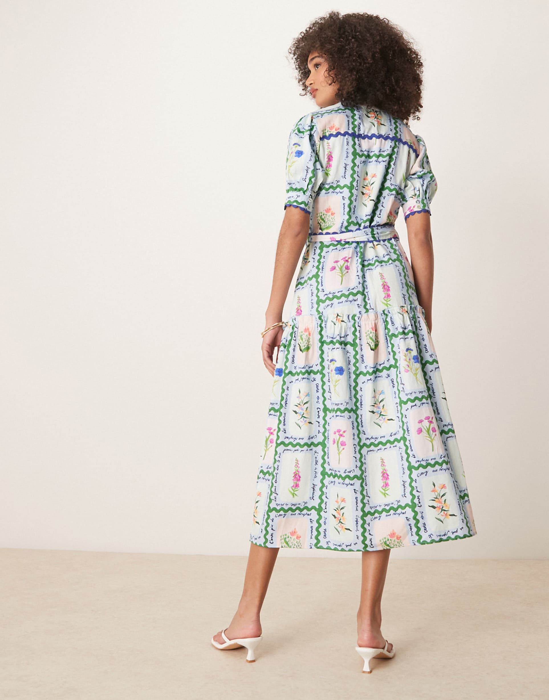 hope & ivy button front midi dress with tiered skirt and tie waist in multi