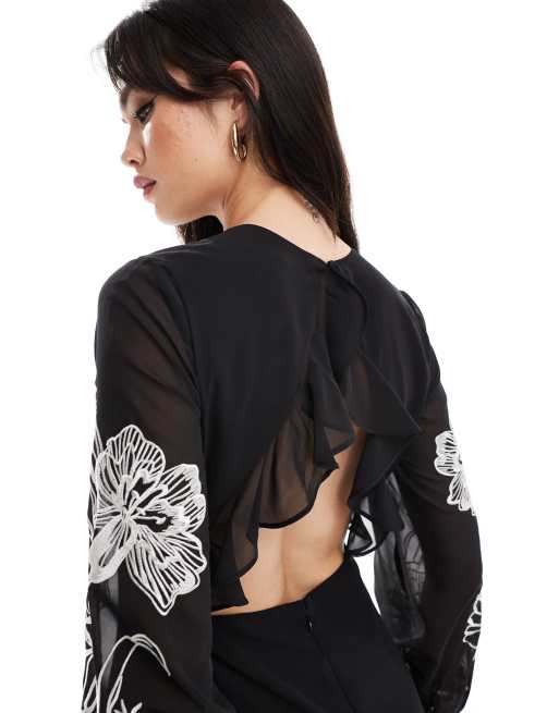 Hope & Ivy – Czarno-biała sukienka maxi premium z haftowanym wzorem, 2 z 4