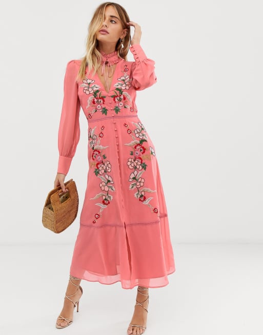 Hope & ivy embroidered midaxi dress in on sale pink