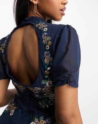 Hope & Ivy embroidered open back midi dress in navy