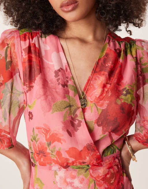 Hope & Ivy flutter sleeve maxi wrap dress with tie waist in red multi, 3 of 4