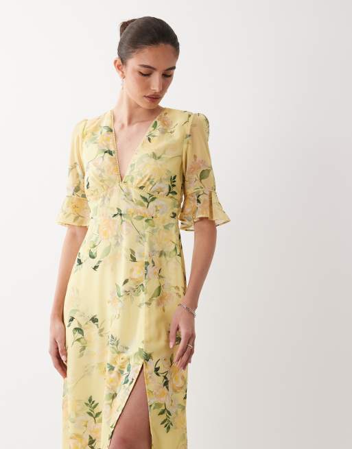 Hope & Ivy frill sleeve thigh split open back maxi dress in yellow floral, 4 of 4