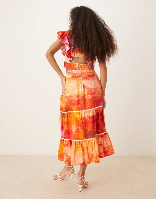 Hope & Ivy - Gonna midi a balze arancione con stampa e finiture ondulate in coordinato, 5 di 5
