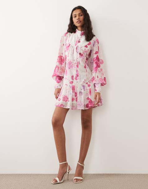 Hope & Ivy - Højhalset minikjole med ballonærmer og sænket talje i chiffon med pink blomstermønster - view 1