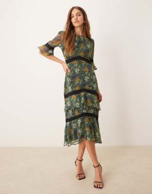 in collaboration with The William Morris Society tiered Hem midi dress with lace trims in dark green floral