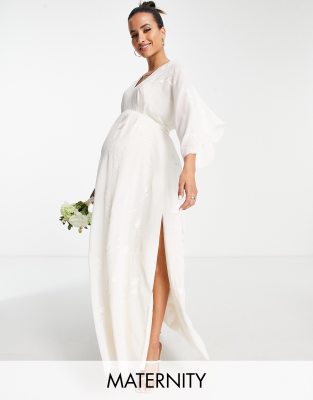 Hope & Ivy Maternity Bridal tie back embroidered maxi dress in