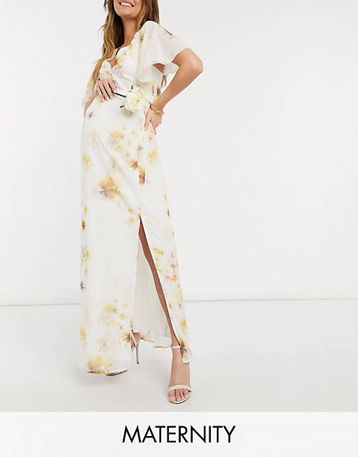 Hope & Ivy Maternity bridesmaid cape back maxi dress with split in soft yellow floral