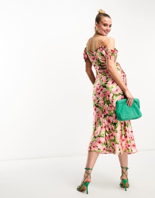 Hope & Ivy Maternity cold shoulder satin midaxi dress in pink floral, 3 of 4